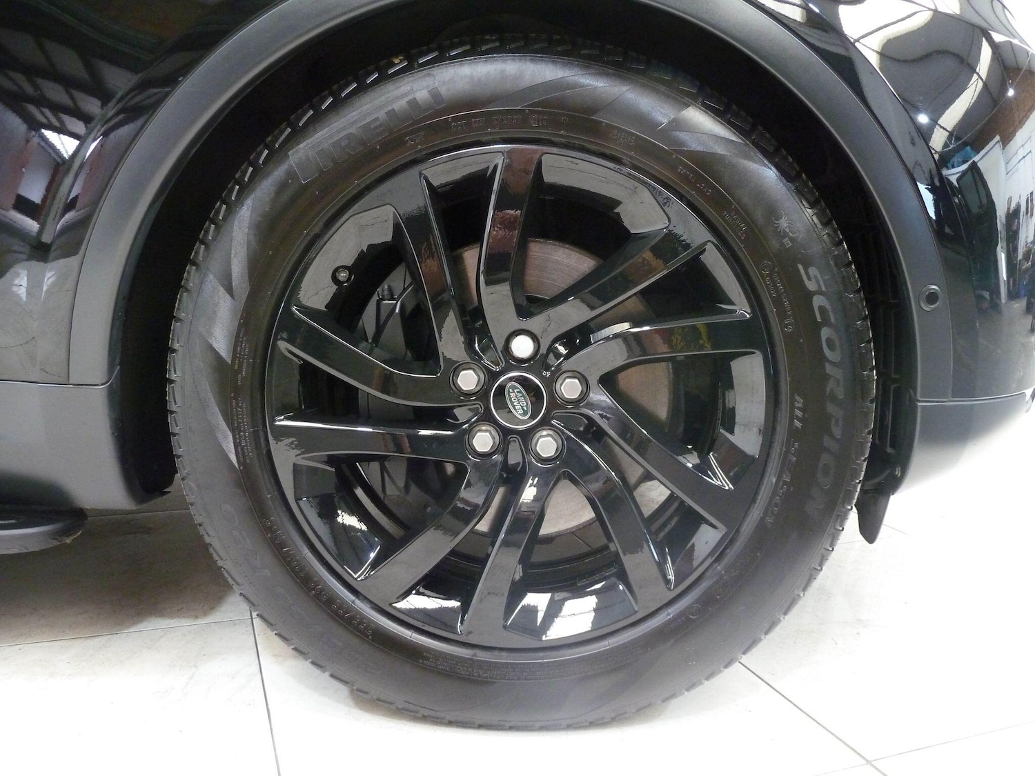 Used Land Rover Discovery 2020 for sale - 78034916: Photo 8