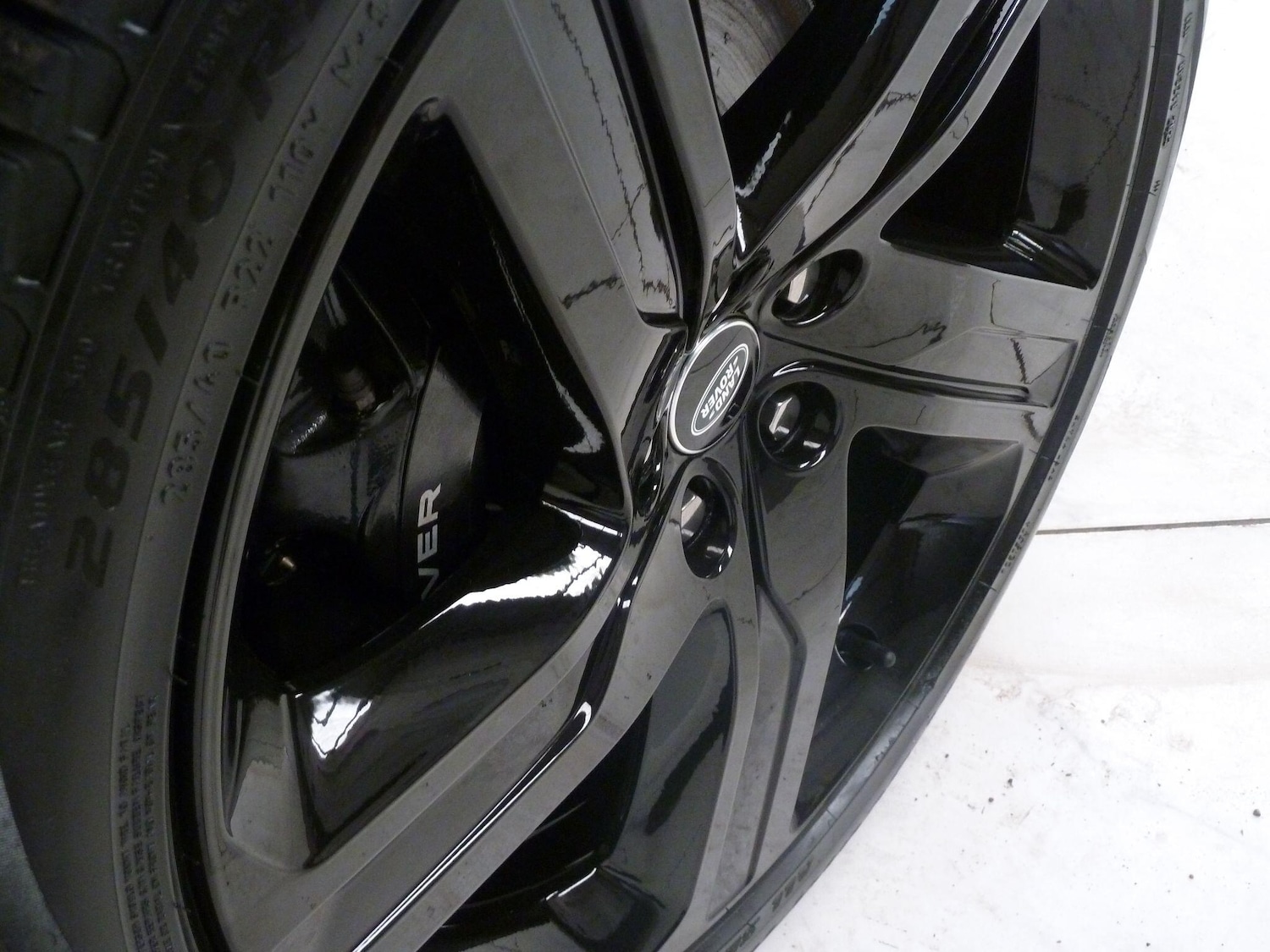 Used Land Rover Discovery 2023 for sale - 77267256: Photo 10