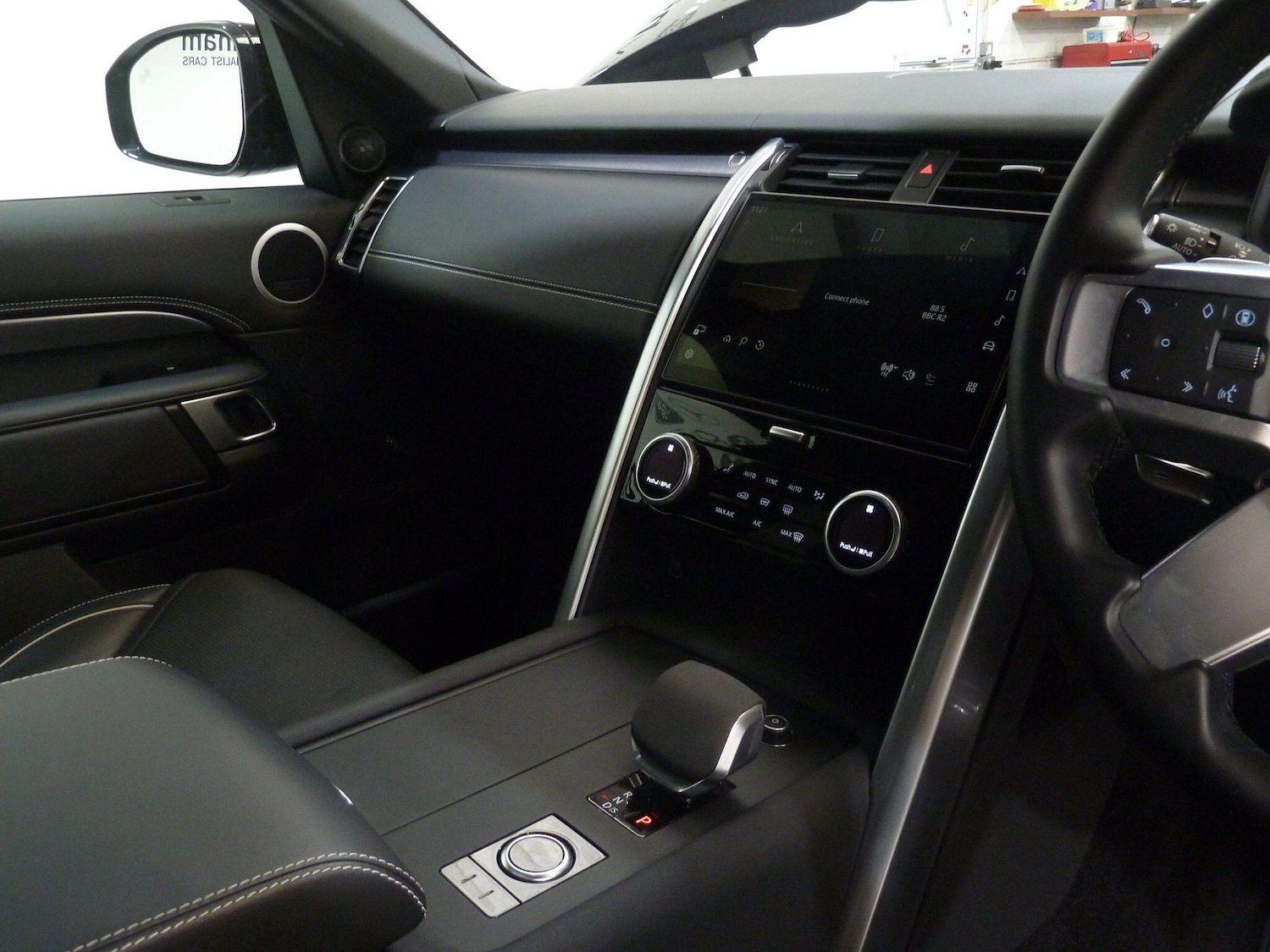 Used Land Rover Discovery 2023 for sale - 77267256: Photo 19