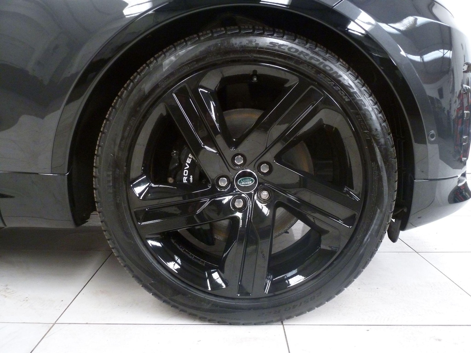 Used Land Rover Discovery 2023 for sale - 77267256: Photo 9