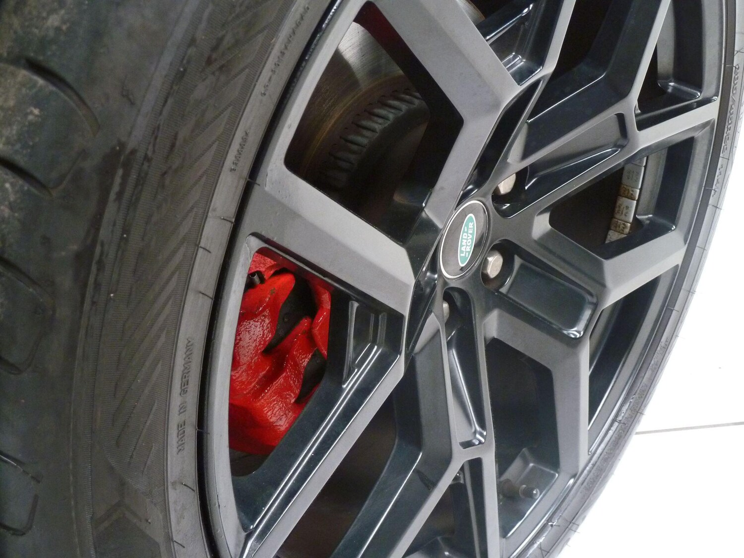 Used Land Rover Defender 2021 for sale - 78115917: Photo 11