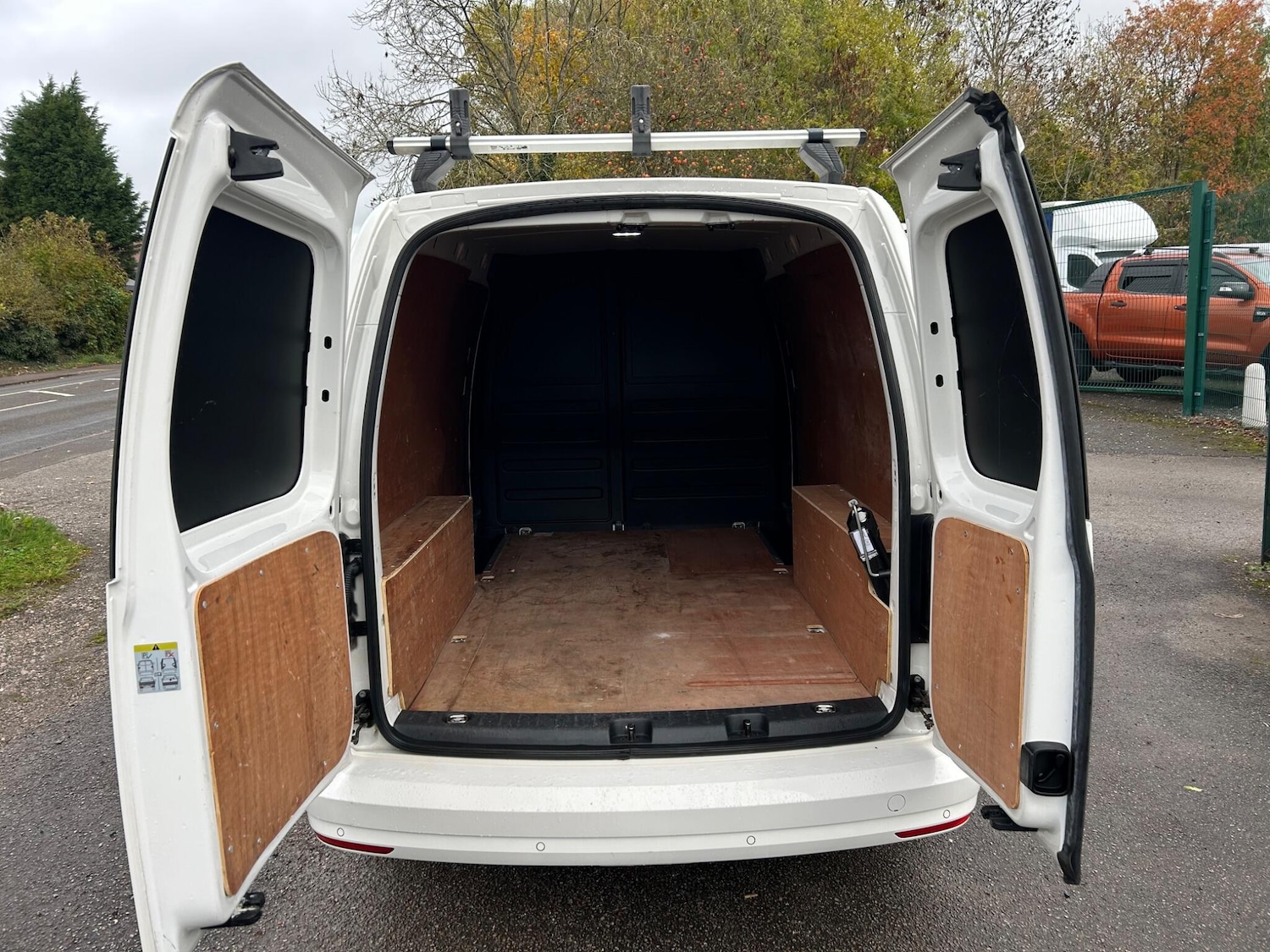 Used Volkswagen Caddy Maxi 2019 for sale - 76423010: Photo 11