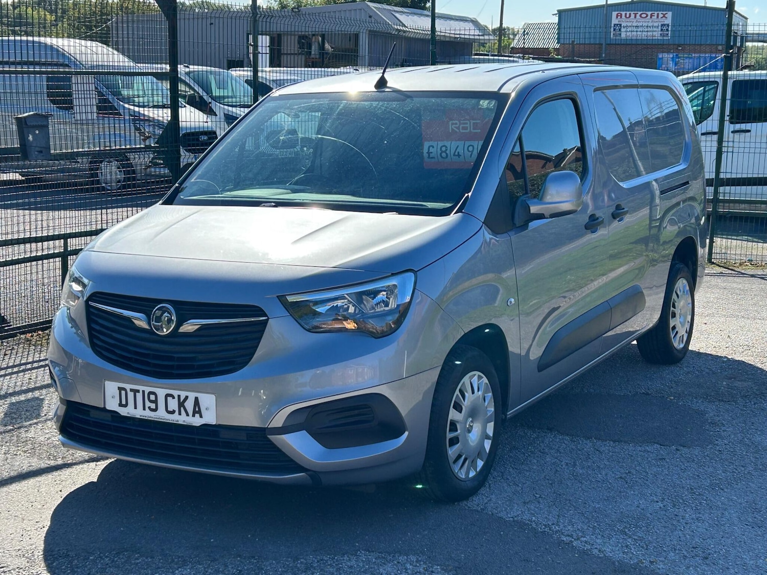 Used Vauxhall Combo 2019 for sale - 76031799: Photo 1