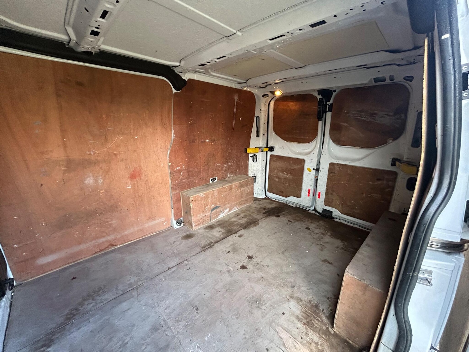 Used Ford Transit Custom 2017 for sale - 76646069: Photo 10