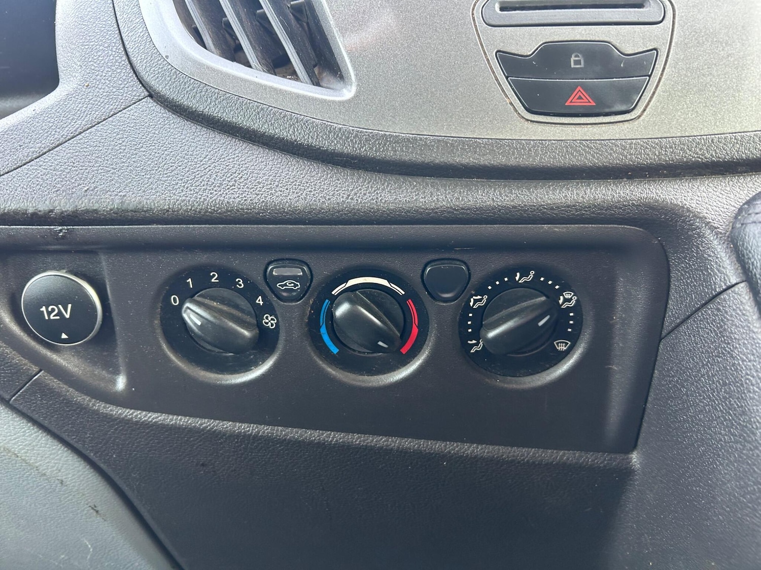 Used Ford Transit 2018 for sale - 77352071: Photo 22