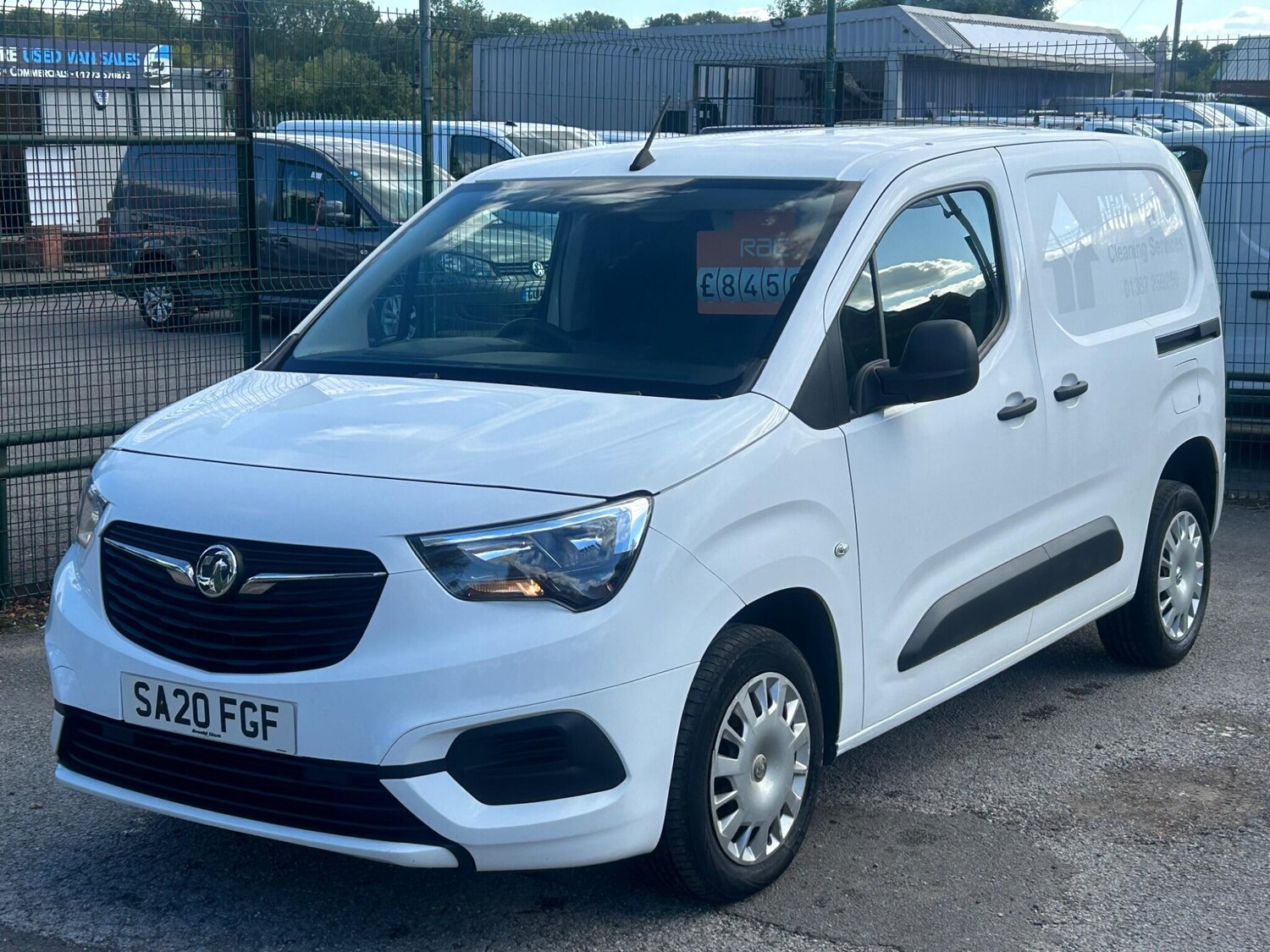 Used Vauxhall Combo 2020 for sale - 76072841: Photo 1