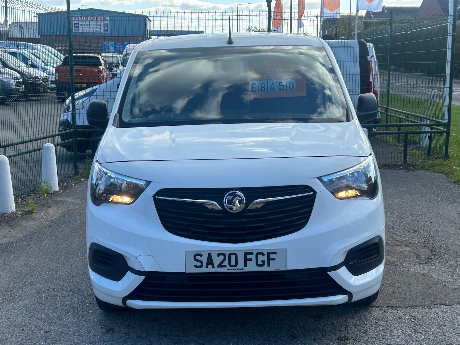 Used Vauxhall Combo 2020 for sale - 76072841: Photo 2