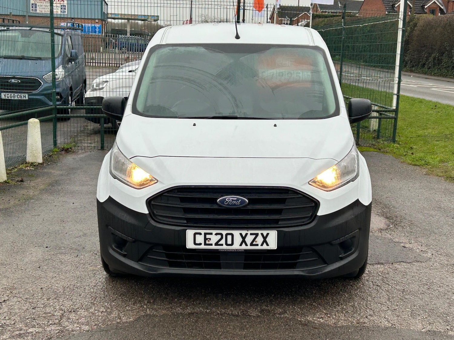 Used Ford Transit Connect 2020 for sale - 76996470: Photo 2