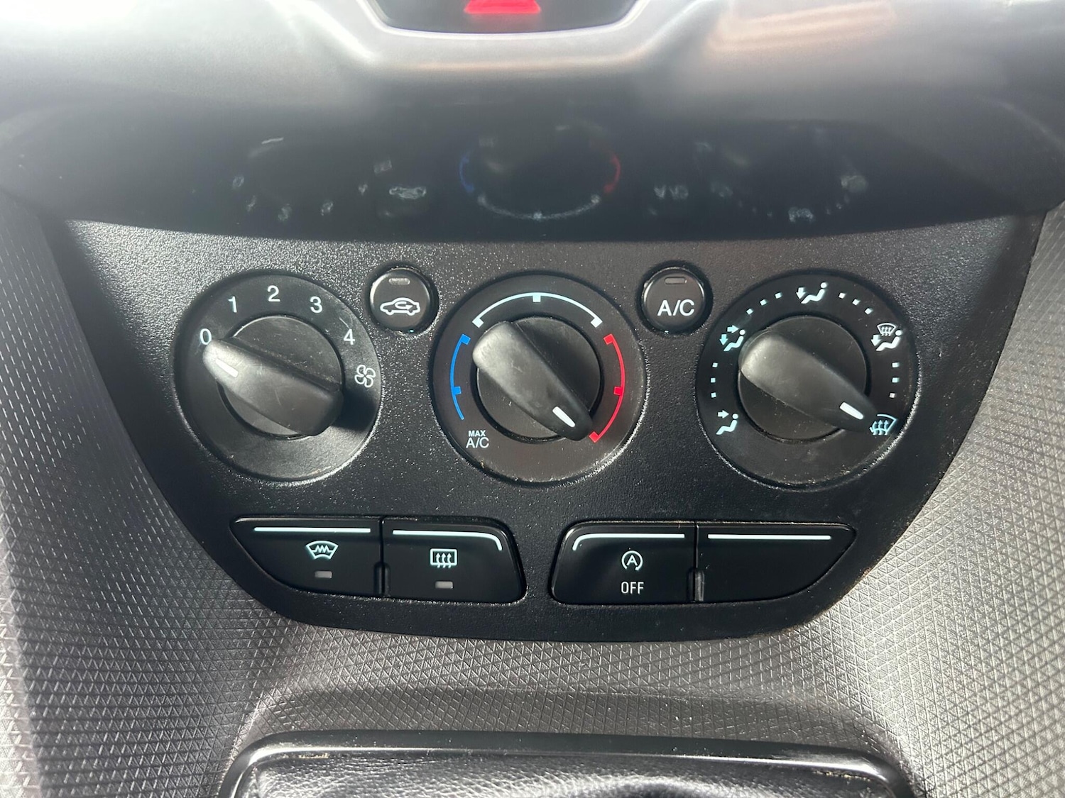 Used Ford Transit Connect 2018 for sale - 76855735: Photo 22