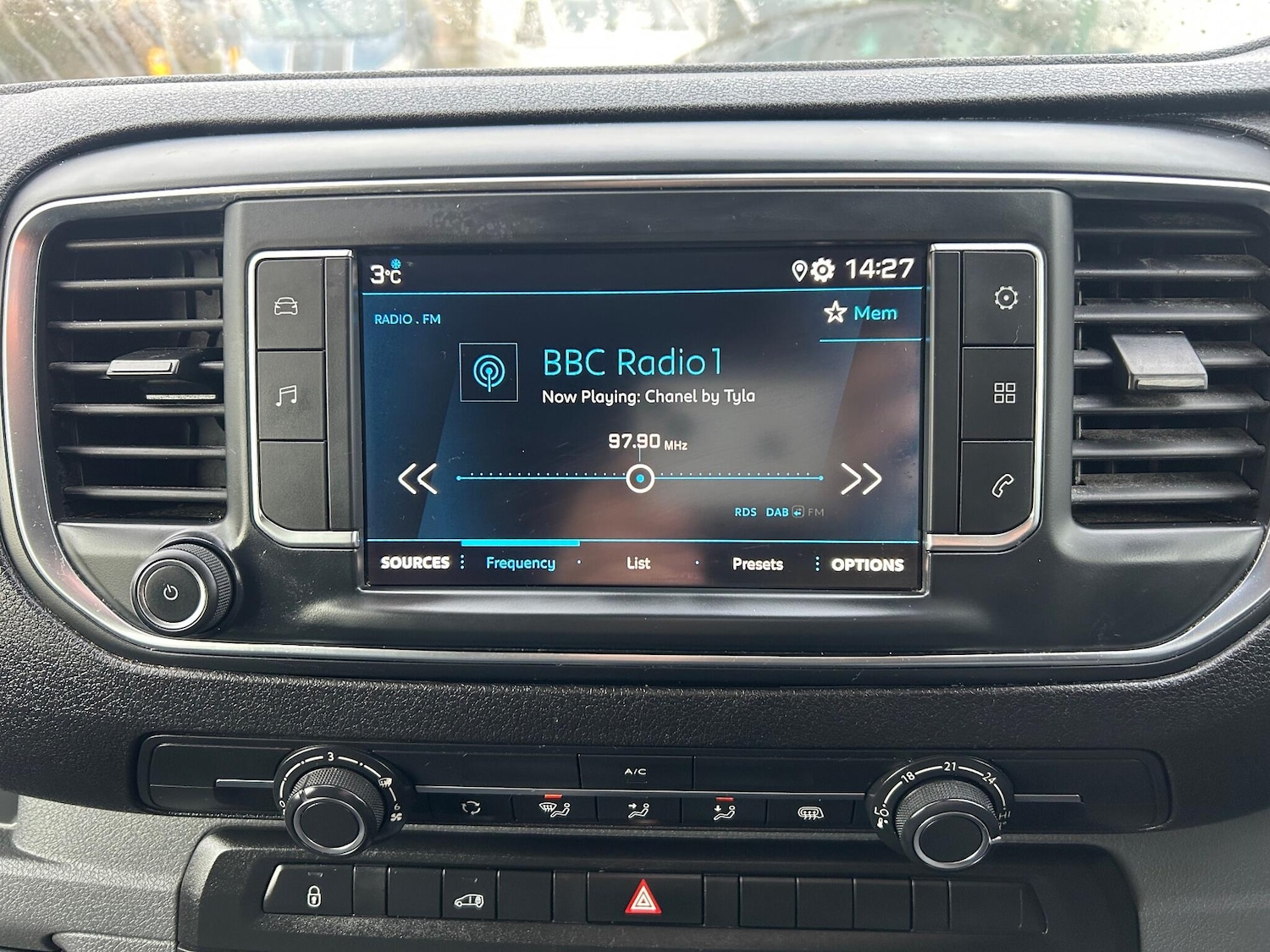 Used Peugeot Expert 2021 for sale - 77203193: Photo 21