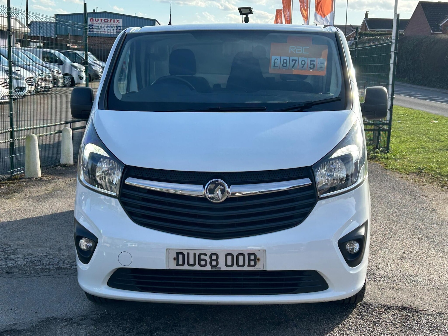 Used Vauxhall Vivaro 2018 for sale - 77723692: Photo 2