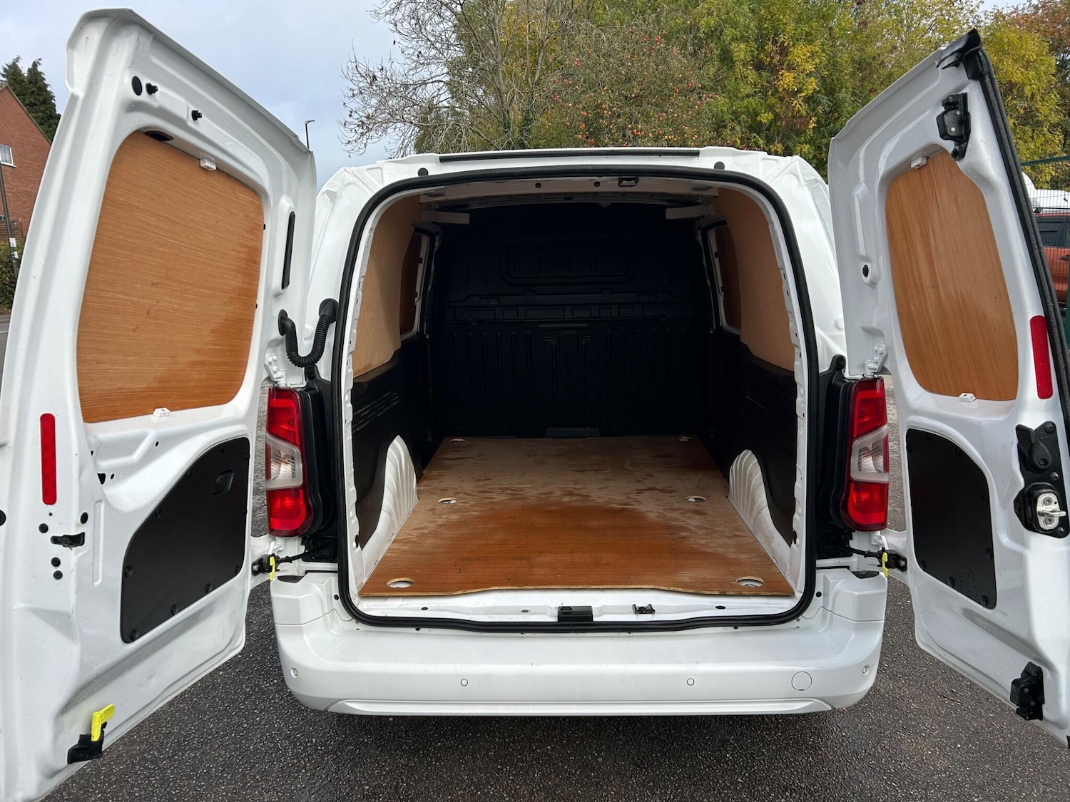 Used Vauxhall Combo for sale - 76995425: Photo 11