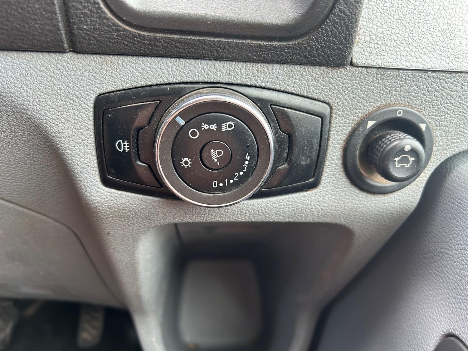 Used Ford Transit 2016 for sale - 76993076: Photo 23