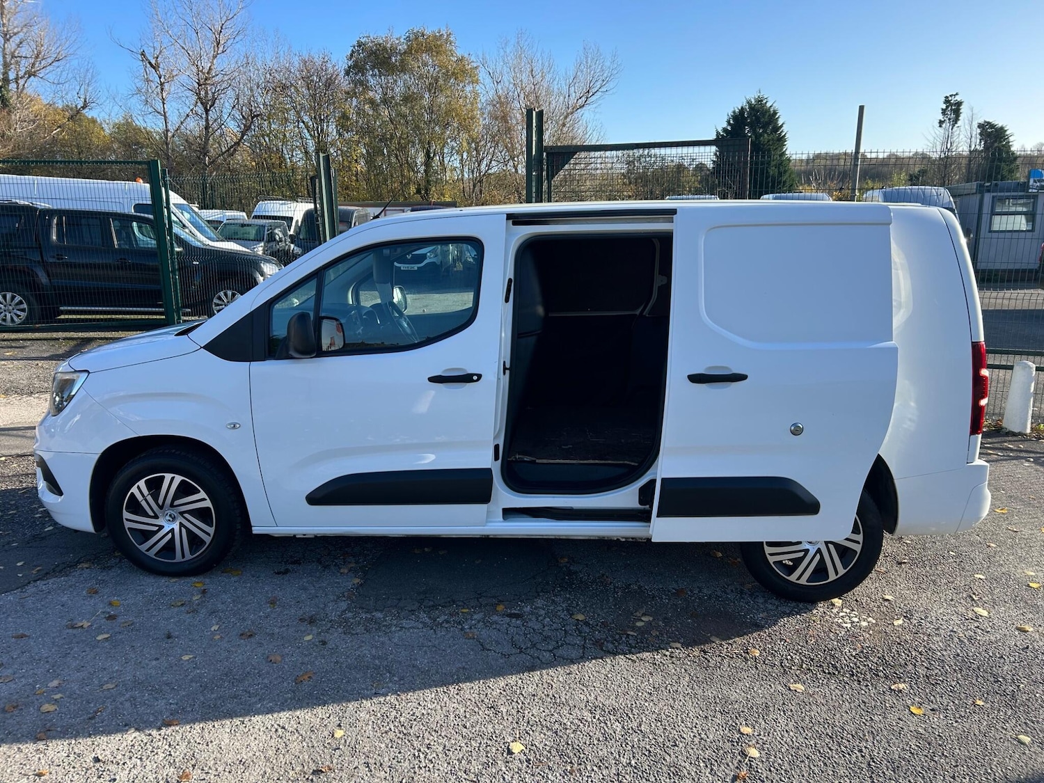 Used Vauxhall Combo for sale - 76997067: Photo 9
