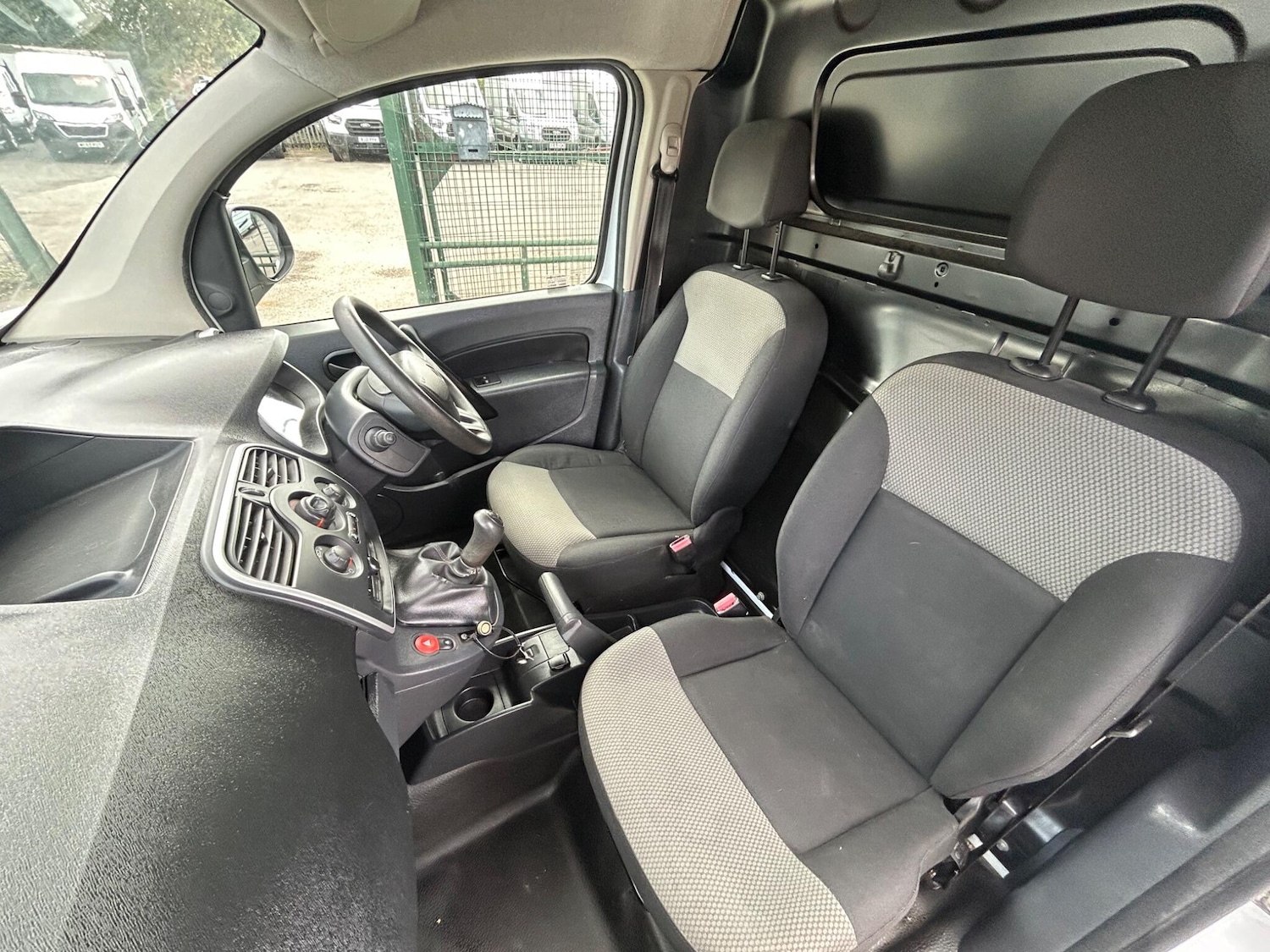 Used Renault Kangoo 2018 for sale - 76988673: Photo 17