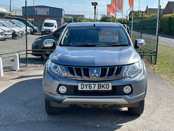 Used Mitsubishi L200 2017 for sale - 76993772: Photo