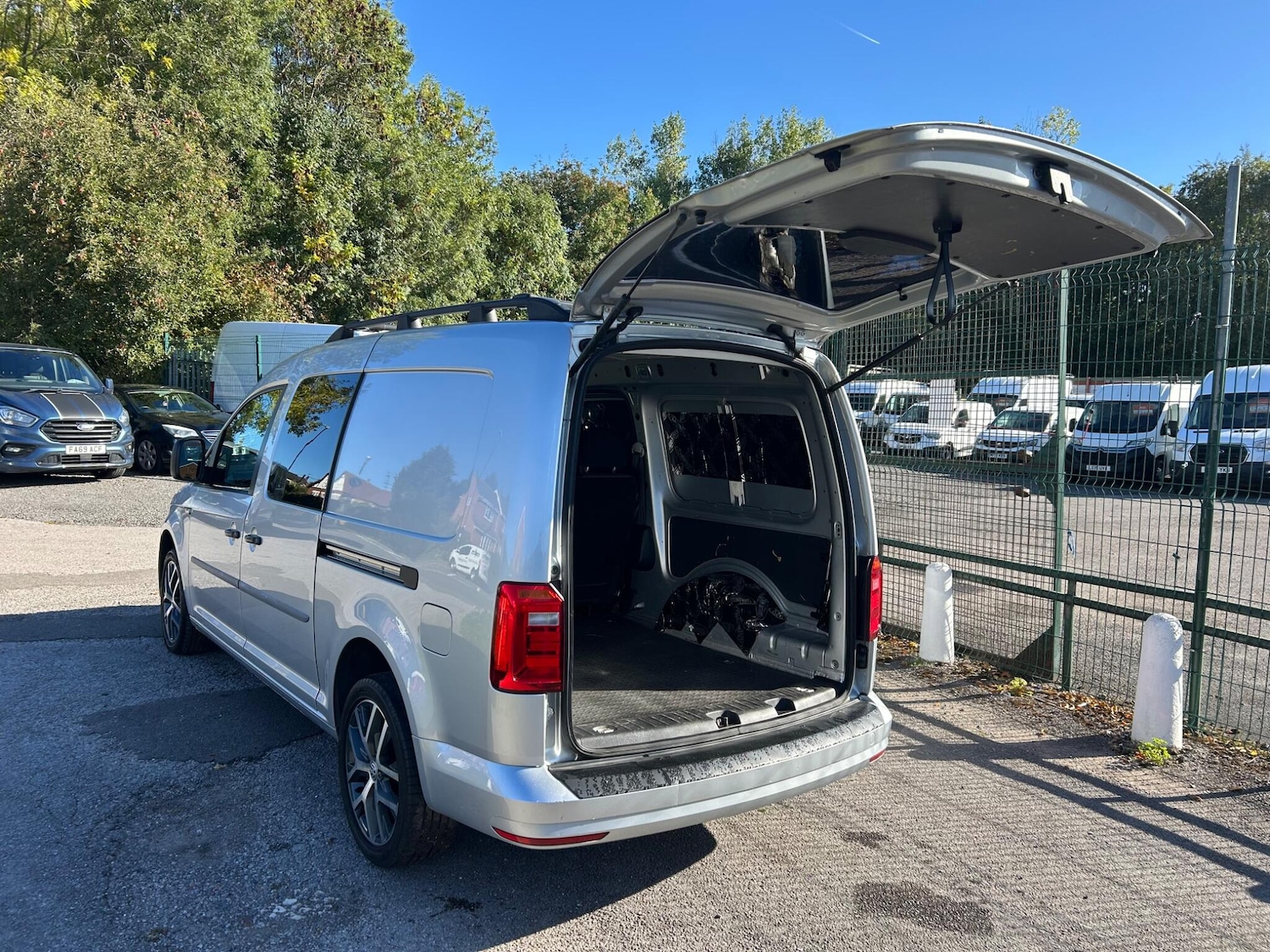 Used Volkswagen Caddy Maxi 2018 for sale - 76988572: Photo 11