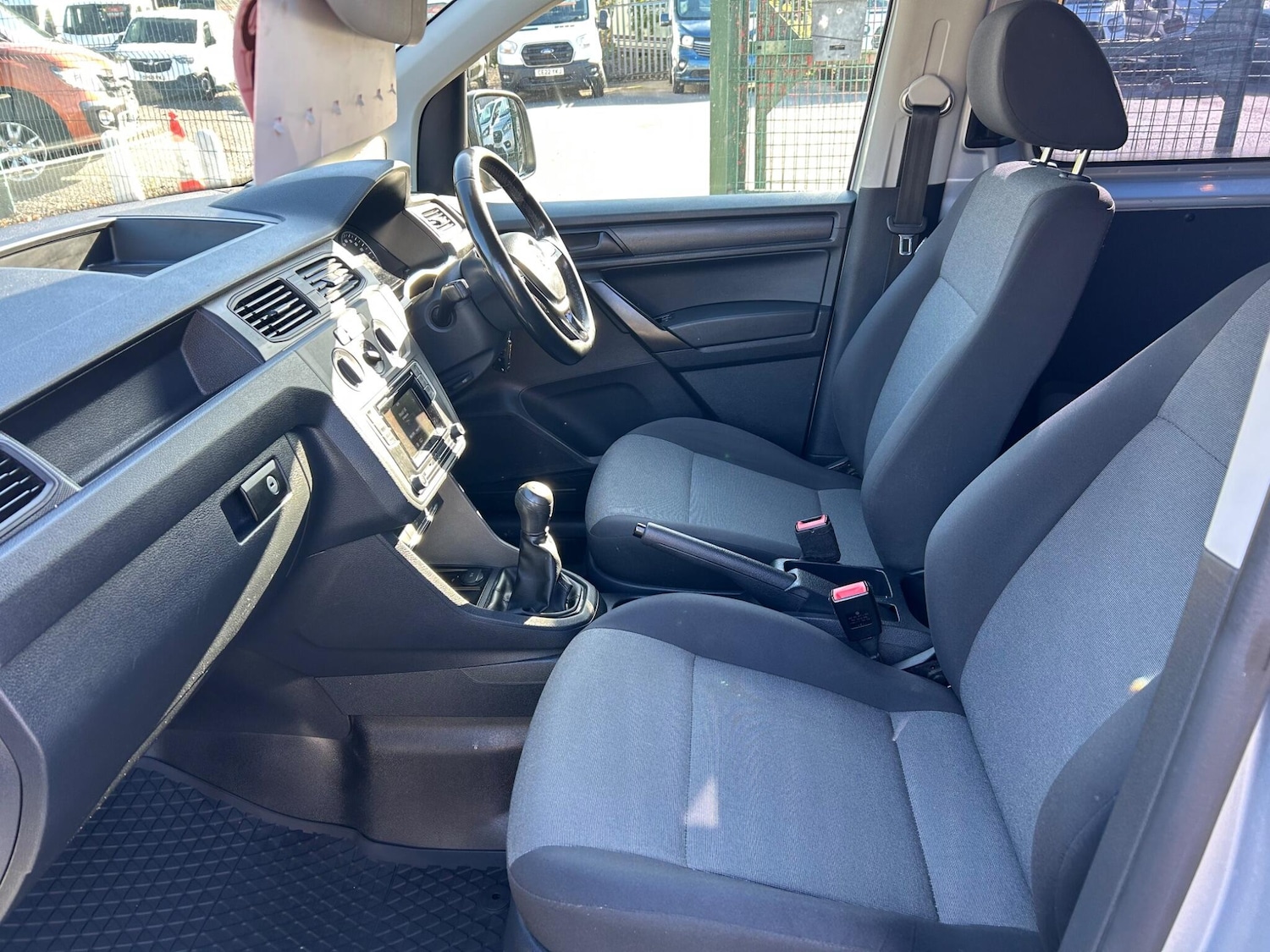 Used Volkswagen Caddy Maxi 2018 for sale - 76988572: Photo 12