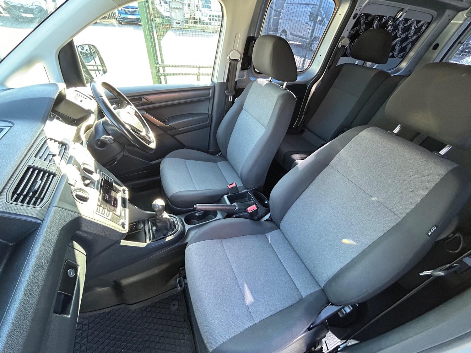 Used Volkswagen Caddy Maxi 2018 for sale - 76988572: Photo 24