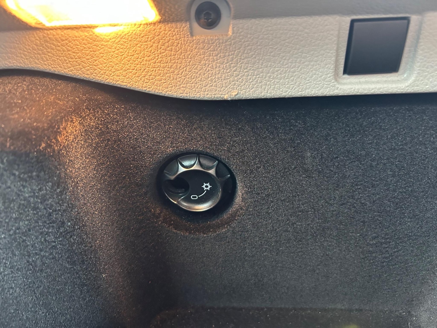 Used Volkswagen Transporter 2017 for sale - 77994363: Photo 38