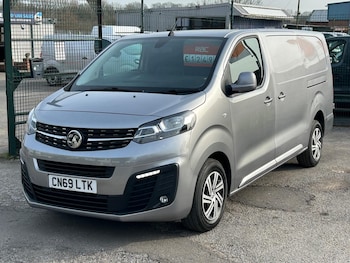 Vauxhall Vivaro feature image