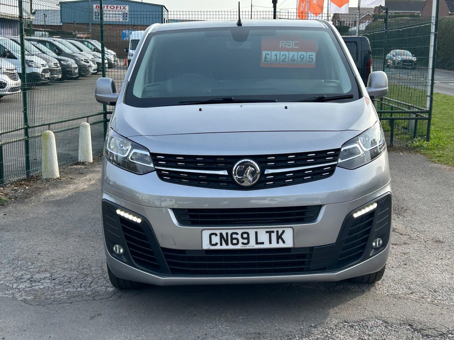 Used Vauxhall Vivaro 2019 for sale - 77970682: Photo 2