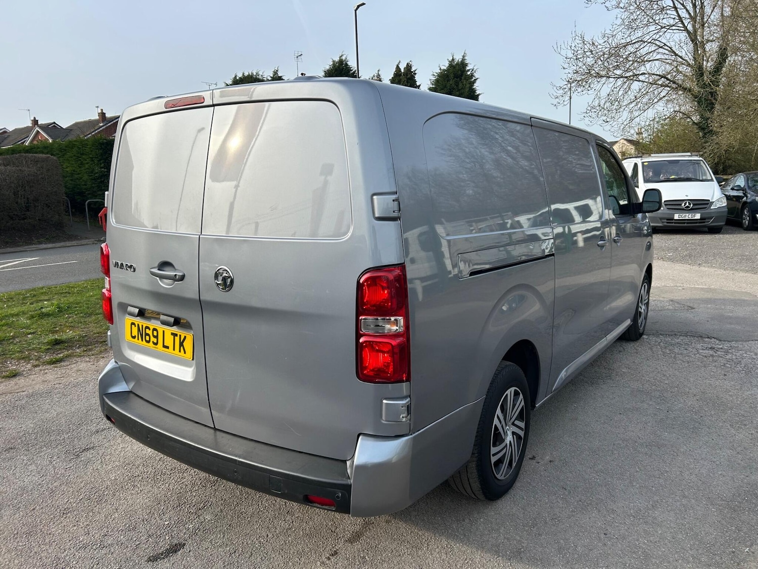 Used Vauxhall Vivaro 2019 for sale - 77970682: Photo 5
