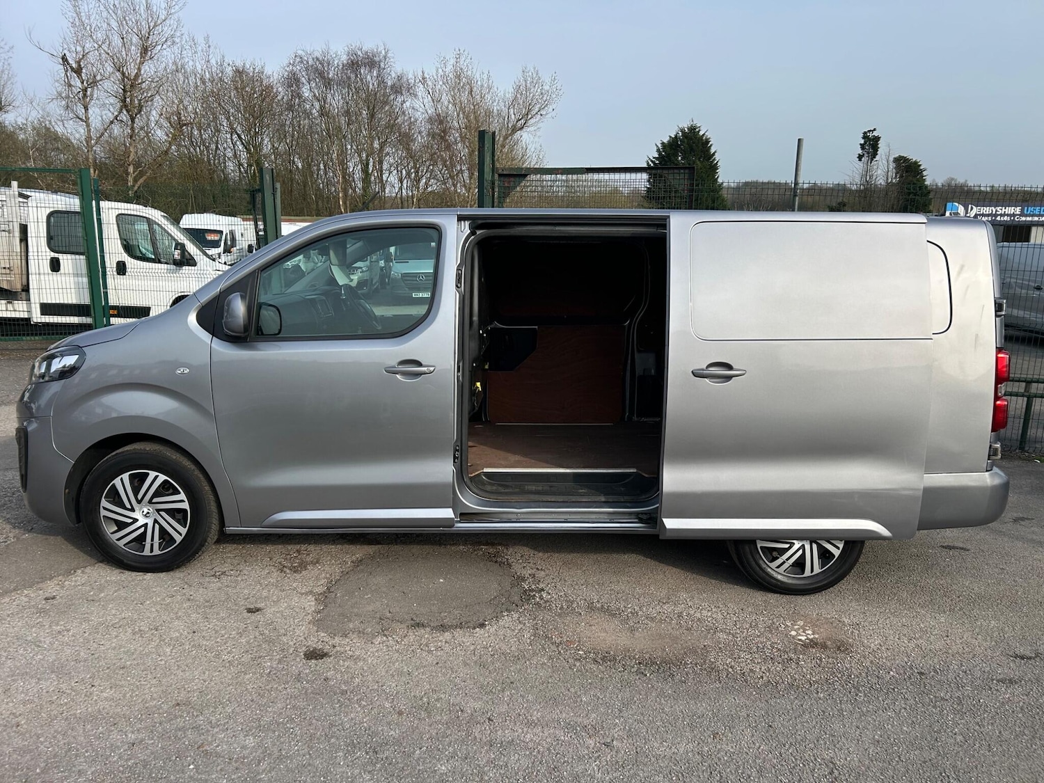 Used Vauxhall Vivaro 2019 for sale - 77970682: Photo 7