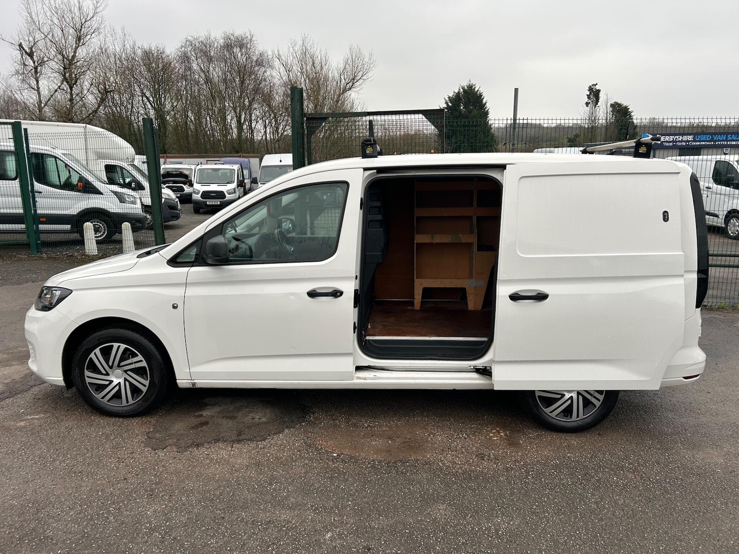 Used Volkswagen Caddy Maxi 2021 for sale - 77376447: Photo 9