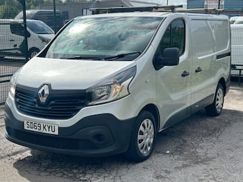 Renault Trafic feature image