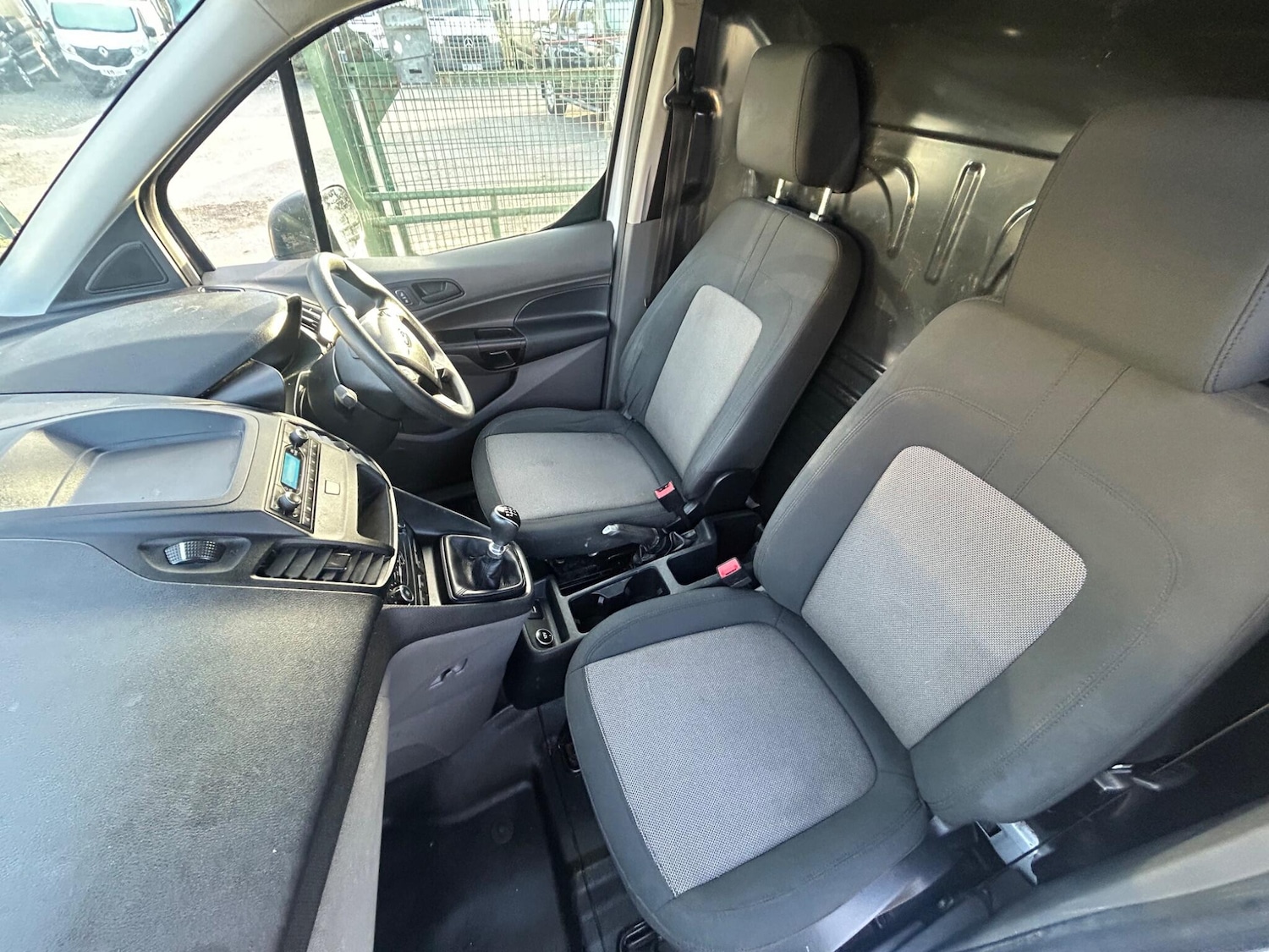 Used Ford Transit Connect 2019 for sale - 76645385: Photo 15