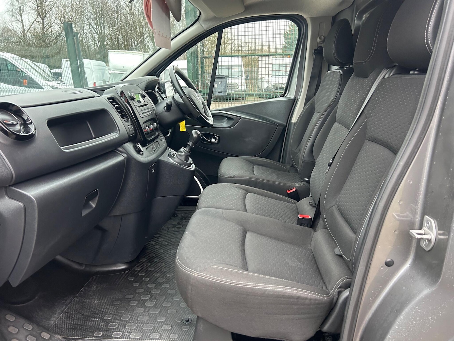 Used Vauxhall Vivaro 2018 for sale - 77424634: Photo 12