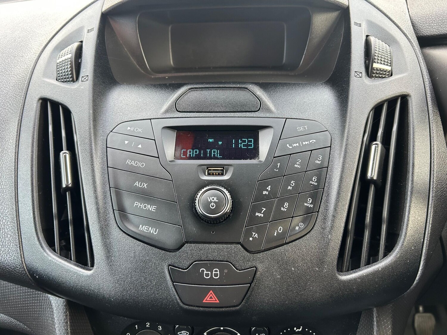 Used Ford Transit Connect 2017 for sale - 76645103: Photo 21