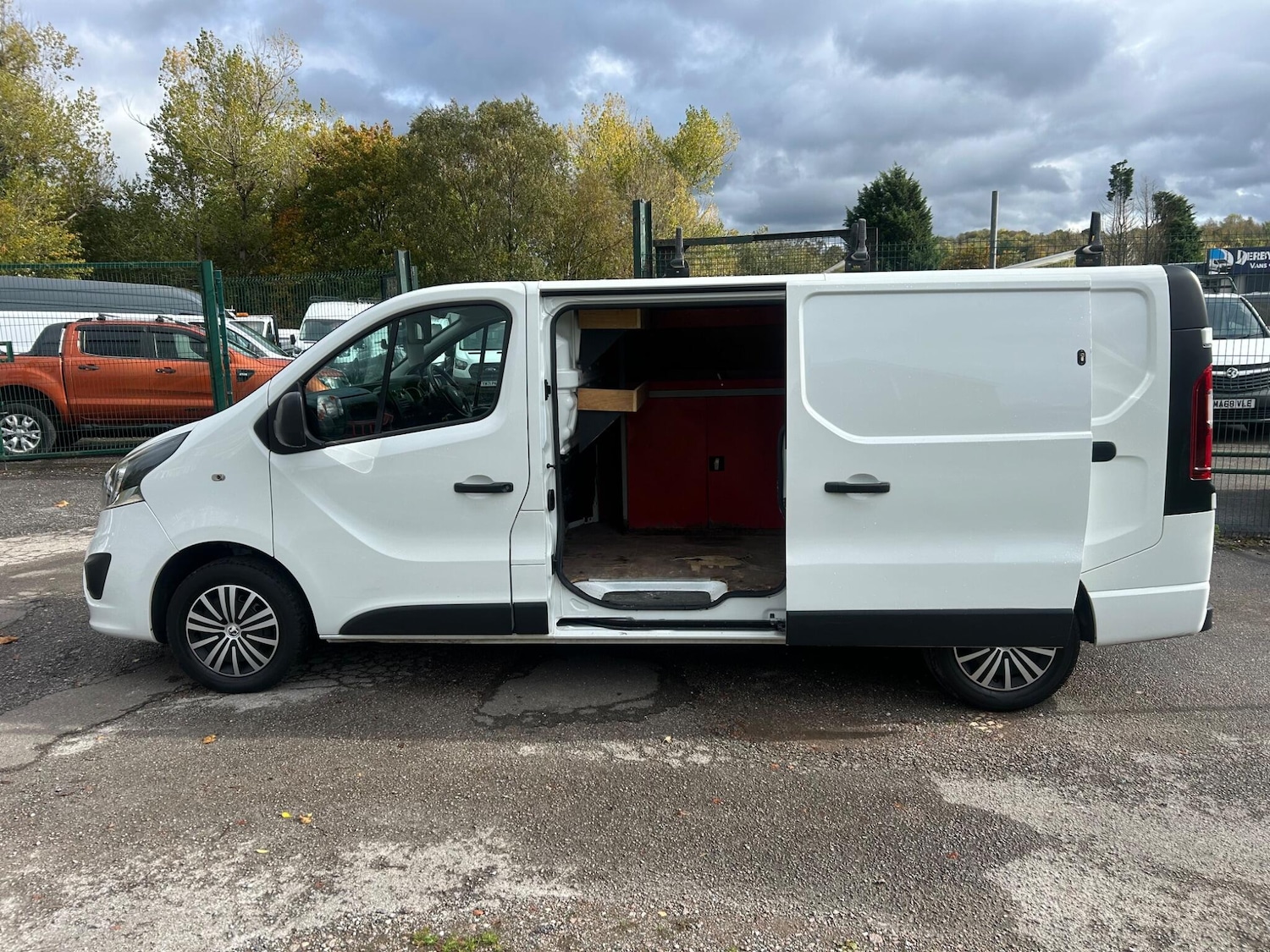 Used Vauxhall Vivaro 2018 for sale - 76336547: Photo 9