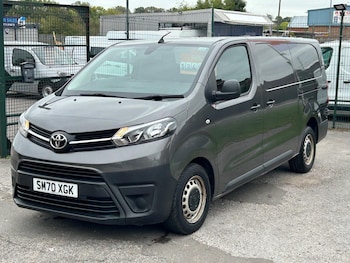Toyota ProAce feature image