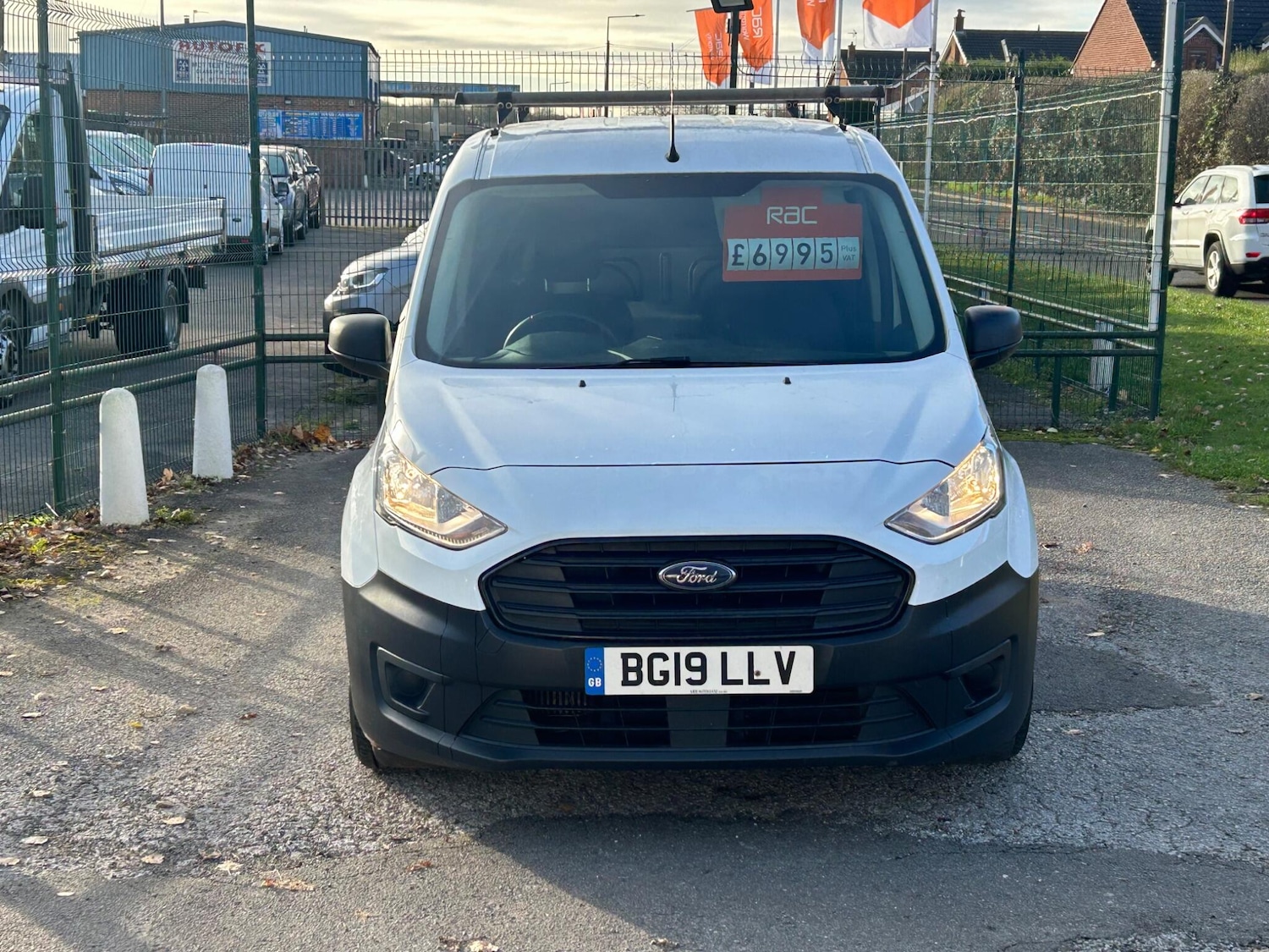 Used Ford Transit Connect 2019 for sale - 76994049: Photo 2