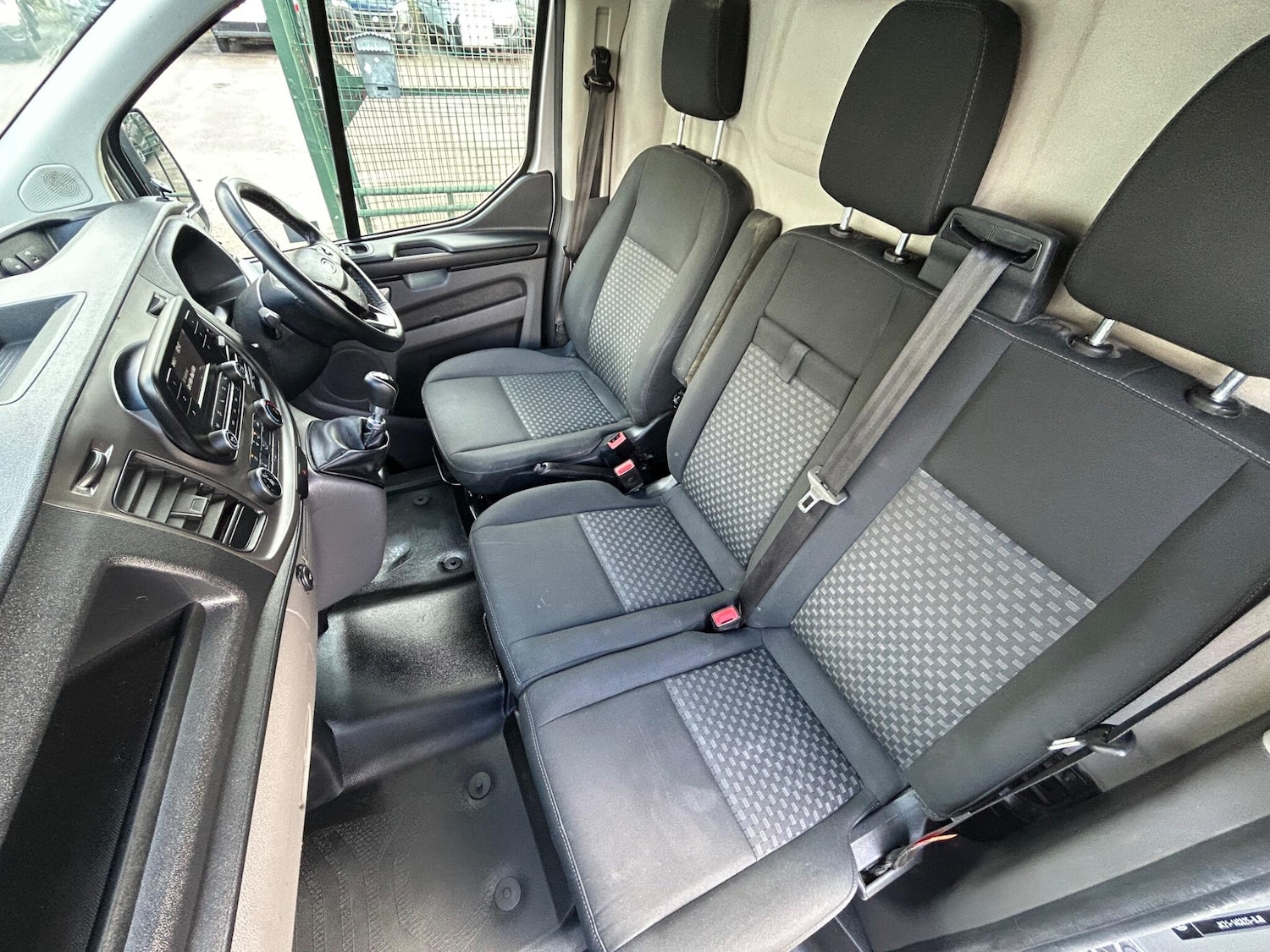 Used Ford Transit Custom 2019 for sale - 76995542: Photo 21