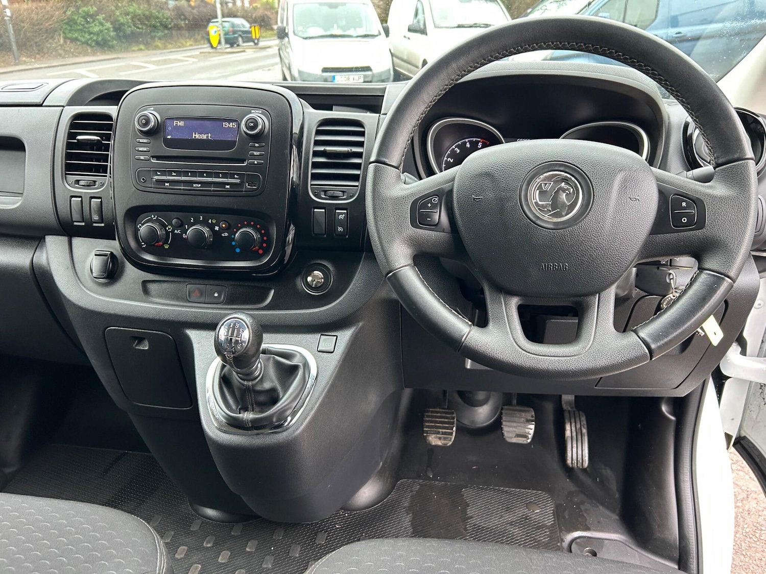 Used Vauxhall Vivaro 2018 for sale - 77387375: Photo 18