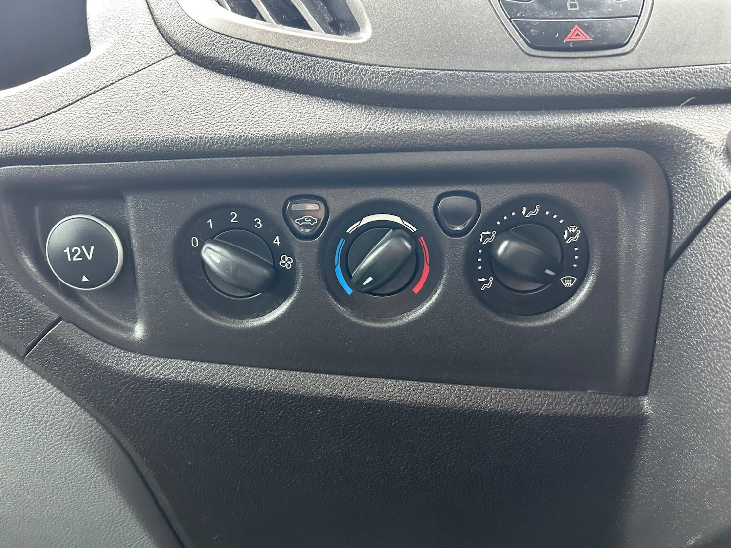 Used Ford Transit 2018 for sale - 76283195: Photo 17