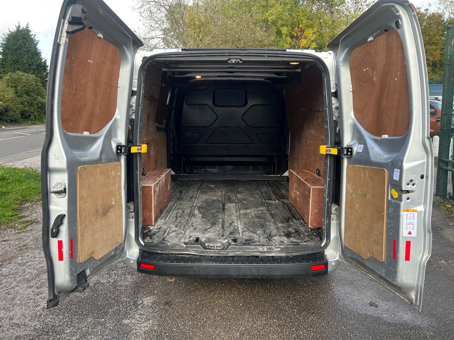 Used Ford Transit Custom 2019 for sale - 76336196: Photo 11