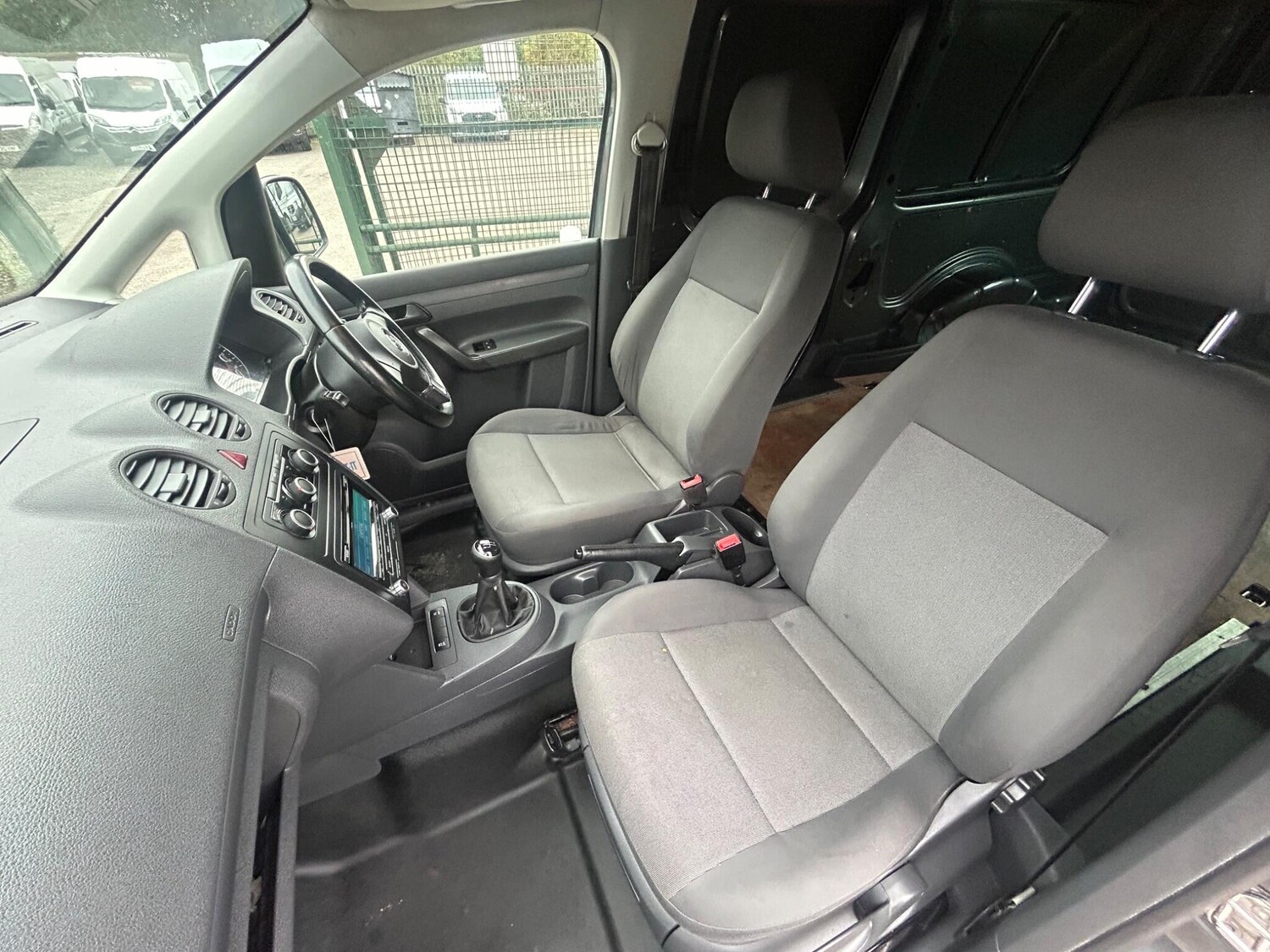 Used Volkswagen Caddy Maxi 2014 for sale - 76228093: Photo 19