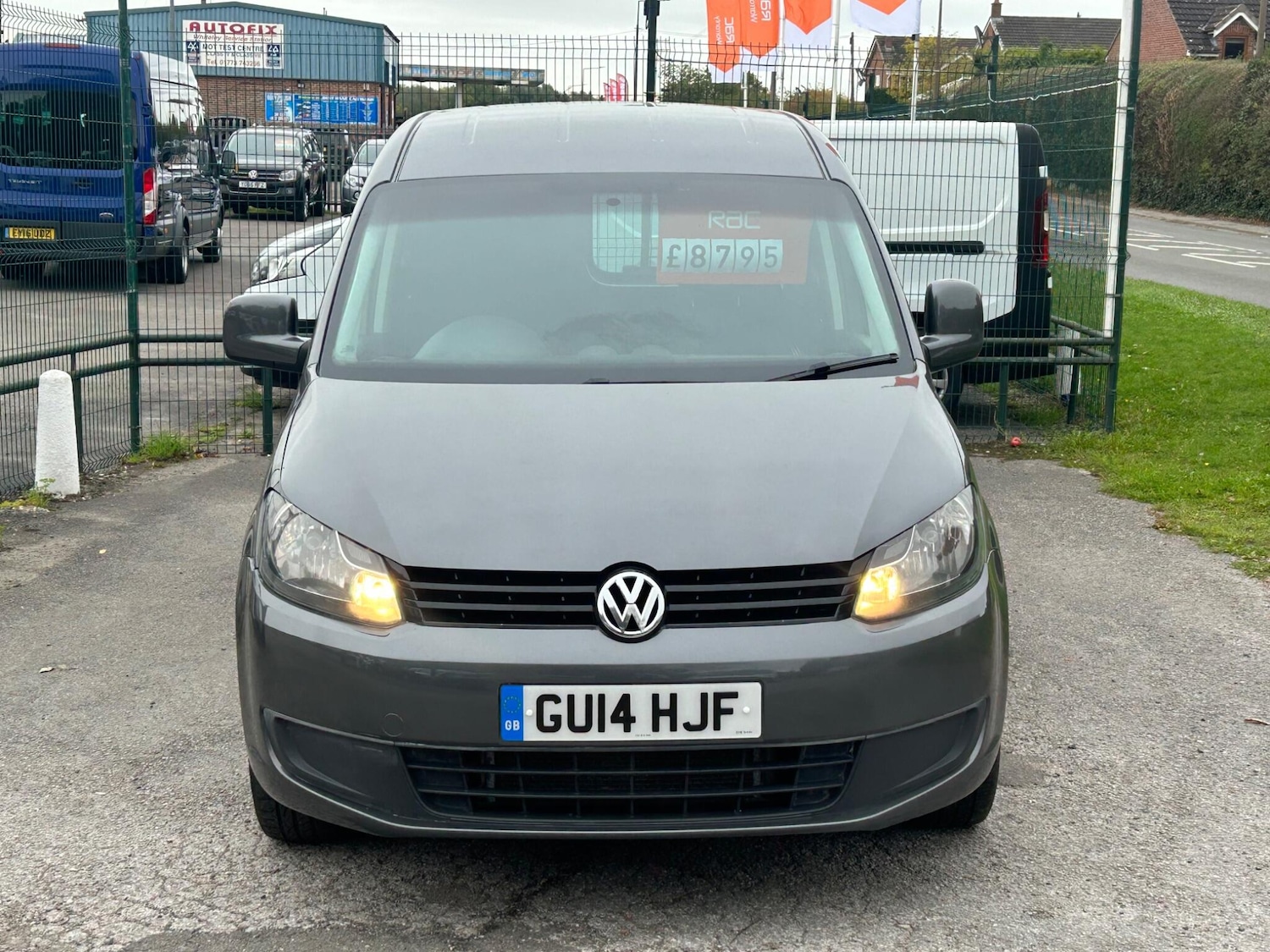 Used Volkswagen Caddy Maxi 2014 for sale - 76228093: Photo 2
