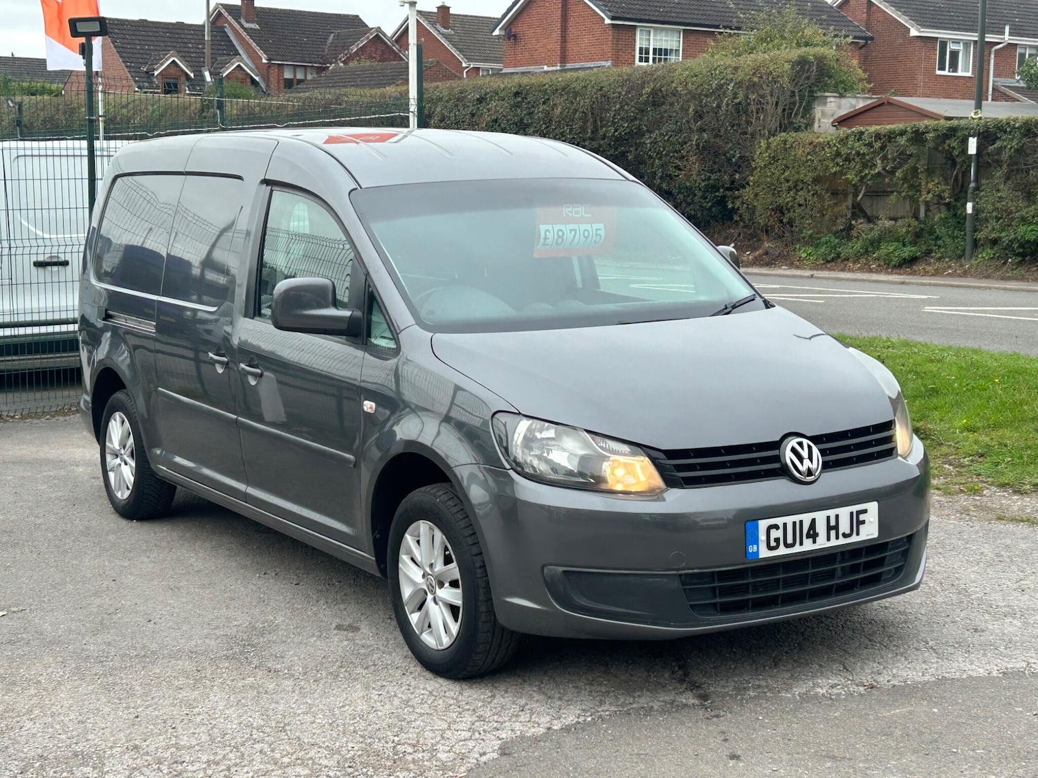 Used Volkswagen Caddy Maxi 2014 for sale - 76228093: Photo 4