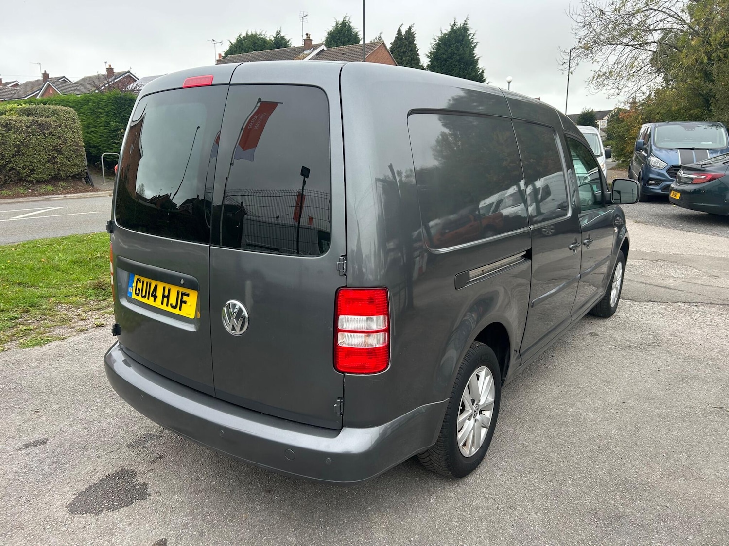 Used Volkswagen Caddy Maxi 2014 for sale - 76228093: Photo 5
