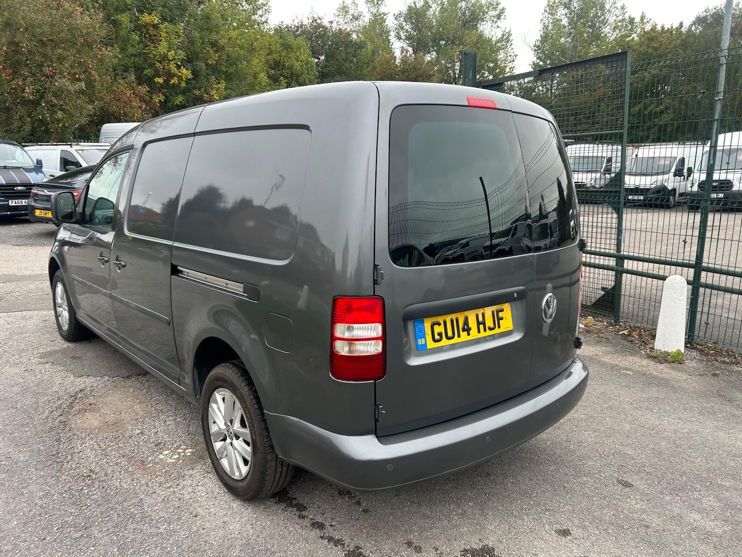 Used Volkswagen Caddy Maxi 2014 for sale - 76228093: Photo 7