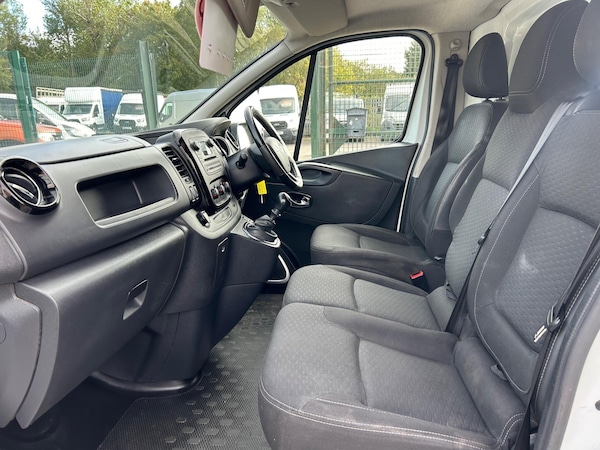 Used Vauxhall Vivaro 2019 for sale - 76189850: Photo 12