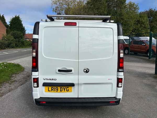 Used Vauxhall Vivaro 2019 for sale - 76189850: Photo 6