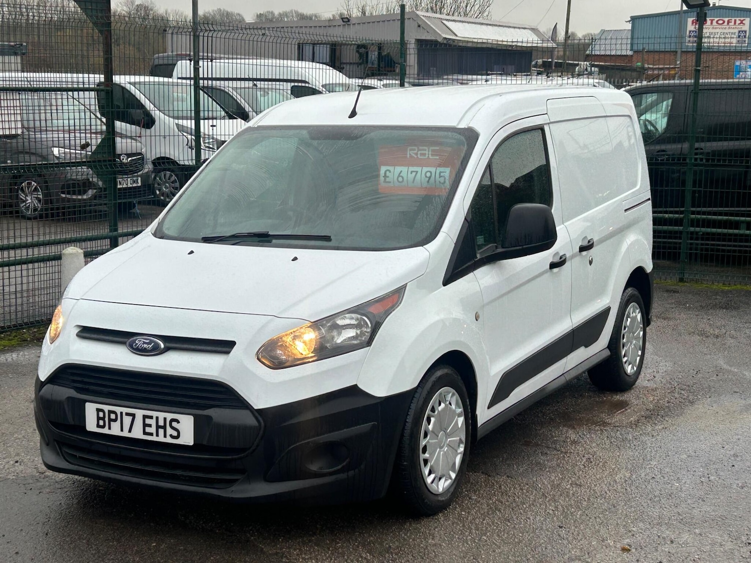 Used Ford Transit Connect 2017 for sale - 76824592: Photo 1