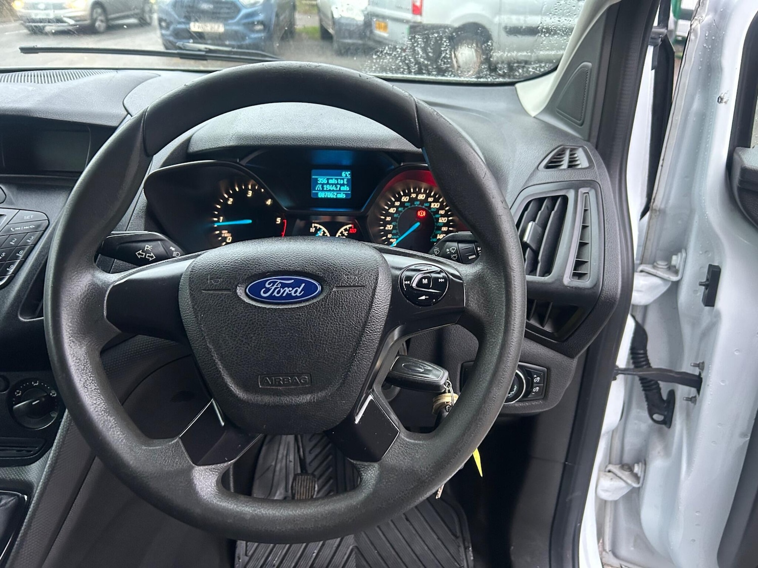 Used Ford Transit Connect 2017 for sale - 76824592: Photo 18
