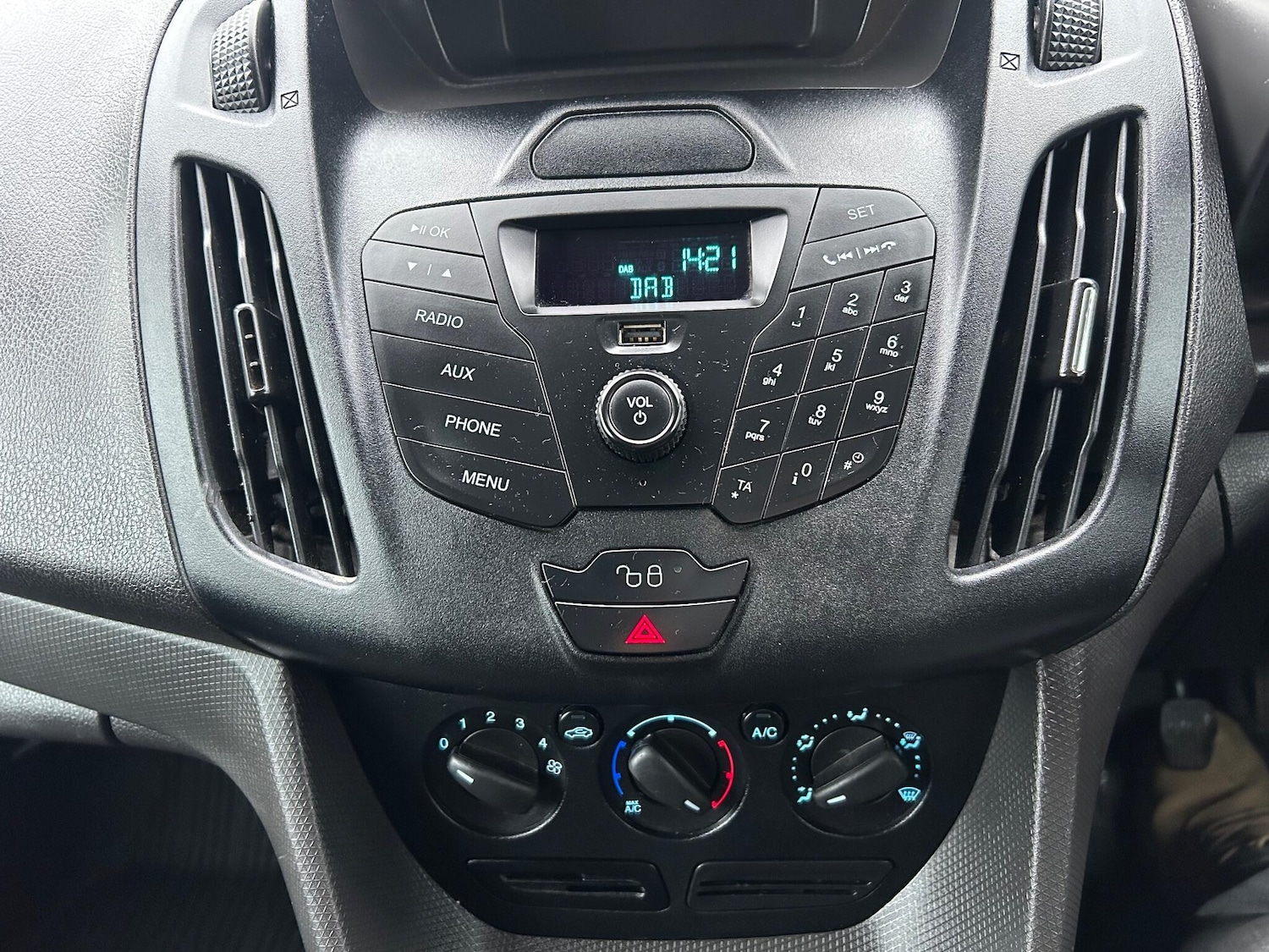 Used Ford Transit Connect 2017 for sale - 77214849: Photo 21